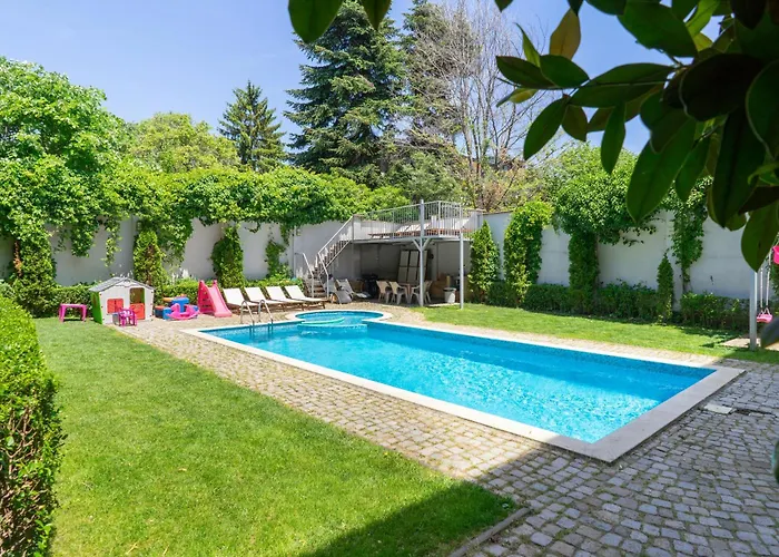 Sunny Flat With Pool Apartamento *